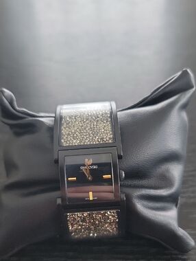 Swarovski Black Crystalline Bangle 5027136 Swiss Stainless 30M Watch